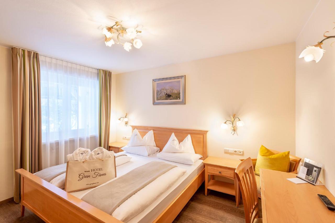 קורברה אין בדיה Hotel Gran Fanes מראה חיצוני תמונה